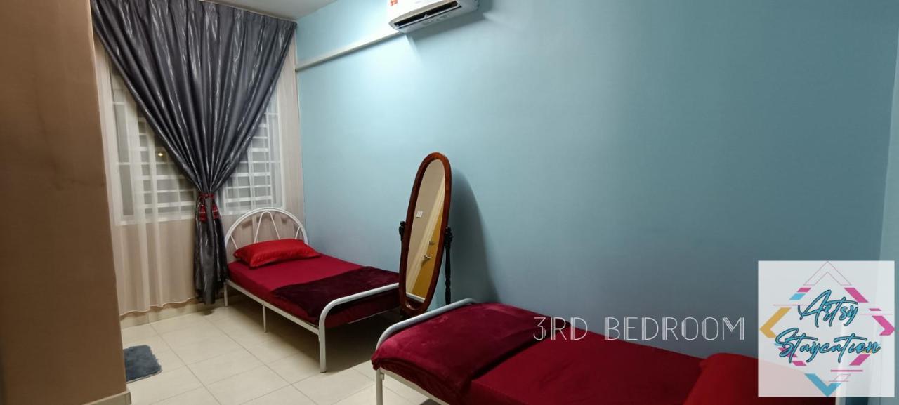 Artsy Staycation Malacca Екстер'єр фото